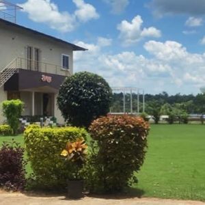 Green Court Resort